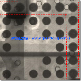 BGA錫球尺寸小于0.4mm，采用降低BGA內(nèi)圍襲球的錫膏量所得到X-Ray，稍微留意一下可以發(fā)現(xiàn)最外圈的錫量(圓的直徑)比其他內(nèi)圍的錫球上的錫量來得多一點(diǎn)點(diǎn)。也就是外圈的黑色圓形直徑比內(nèi)圈的圓形來得大一點(diǎn)點(diǎn)。