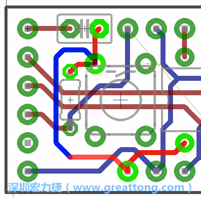 為了要?jiǎng)?chuàng)造一個(gè)電路通道，首先要先點(diǎn)擊重置開關(guān)的連結(jié)點(diǎn)進(jìn)行布線，在電路板的背面繪制線路直到其它線路前的乾淨(jìng)區(qū)域。