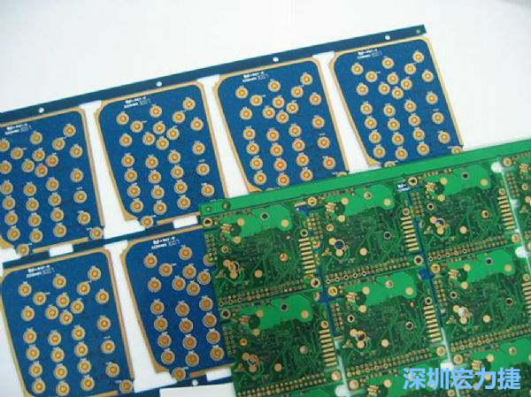 PBC與HDI等硬質(zhì)載板因應(yīng)不同構(gòu)型的結(jié)構(gòu)組裝需求，能做的彈性設(shè)計(jì)有限，必須搭配FPC軟板進(jìn)行整合設(shè)計(jì)。