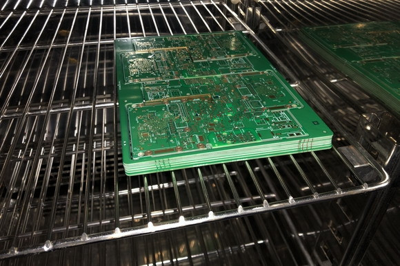 PCB上線(xiàn)前烘烤可以增加焊錫性嗎？